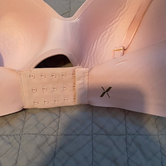 Knix pink bra - Picture 4 of 5